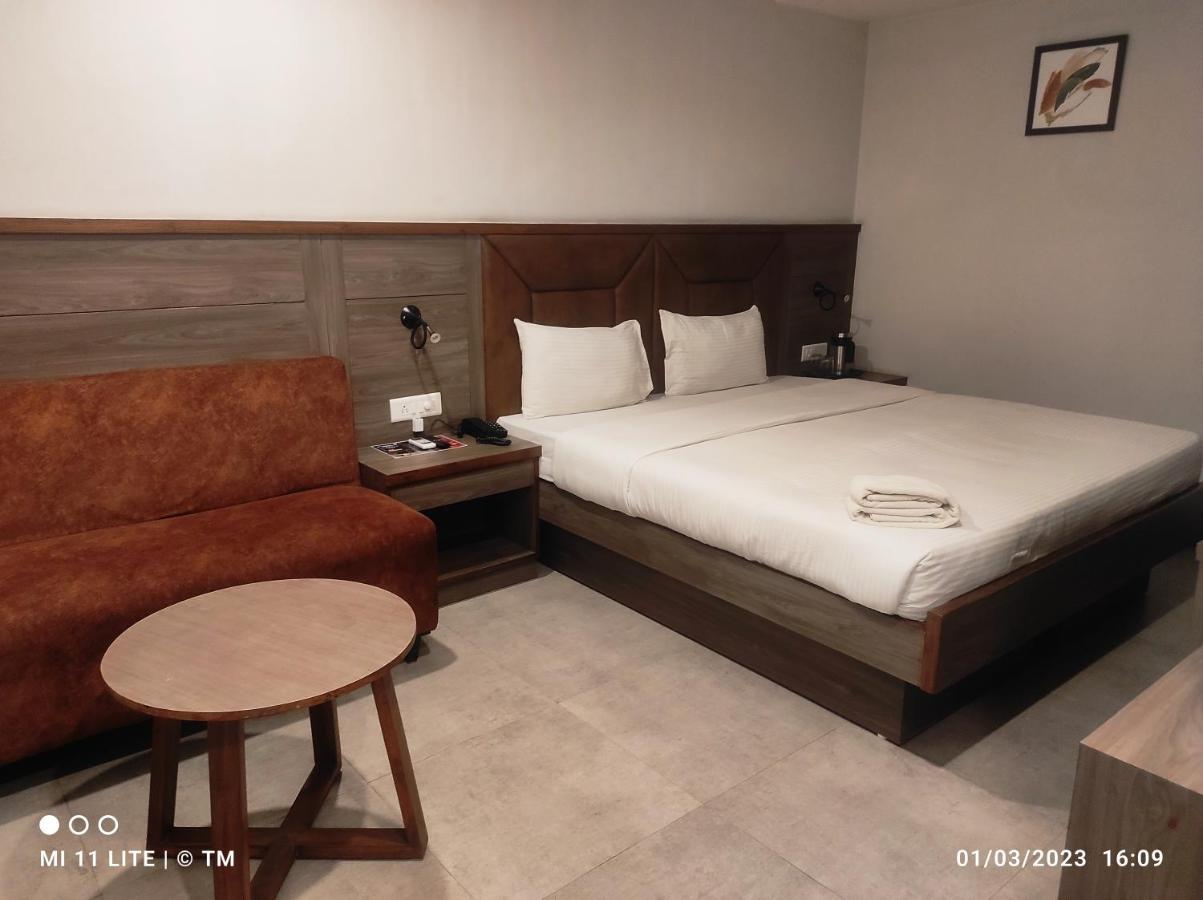 Hotel K79 Jamshedpur Ngoại thất bức ảnh