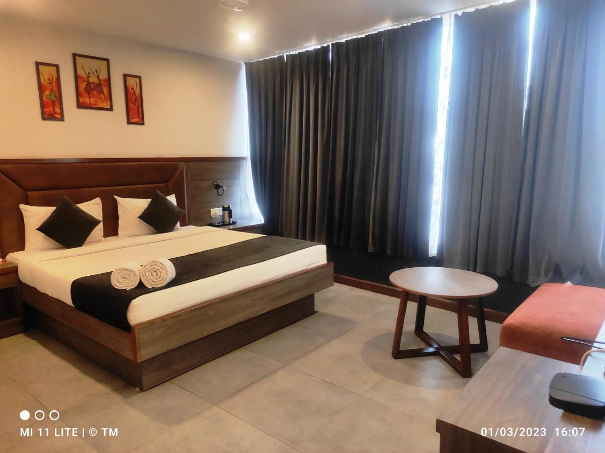 Hotel K79 Jamshedpur Ngoại thất bức ảnh